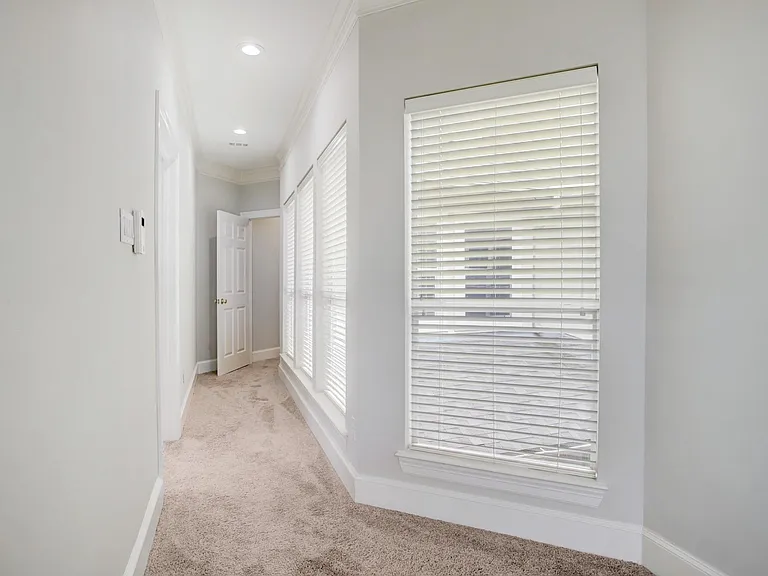 1809 W Clay St — Photo 9