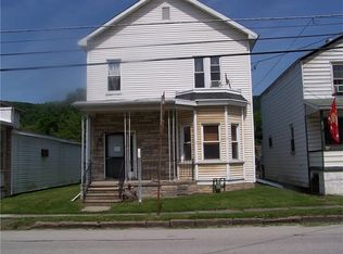 534 Market St, Bolivar, PA 15923