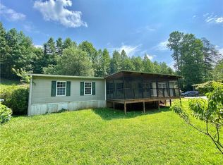 24 Wesley Lee Rd, Dahlonega, GA 30533