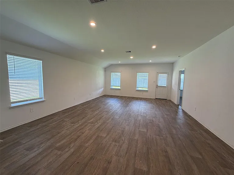 7419 Audubon Russet Dr — Photo 3