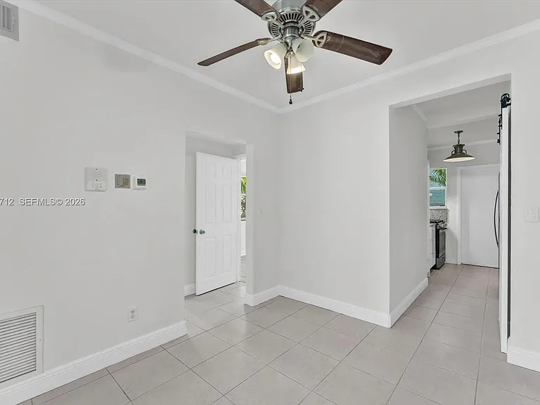 653 Michigan Ave #15 — Photo 9