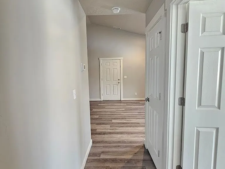 1011 Pirate Cove Dr — Photo 12