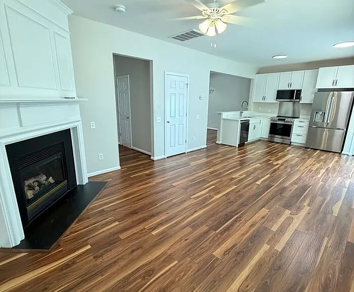 6834 Beverly Springs Dr — Photo 8