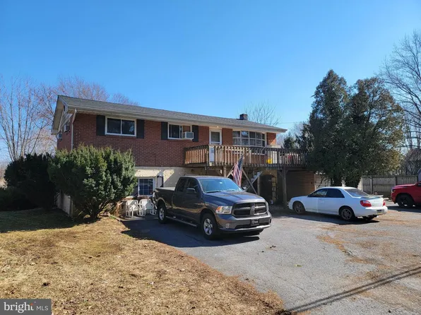 2173 Brookside Rd, Macungie, PA 18062