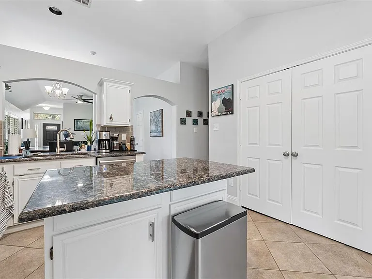 1701 Prescott Dr — Photo 8