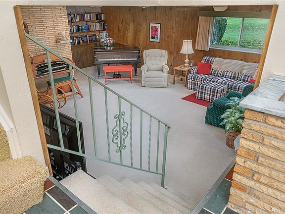 3rd image of 3245 Claydor Dr