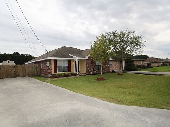 2nd image of 214 Deer Run Dr