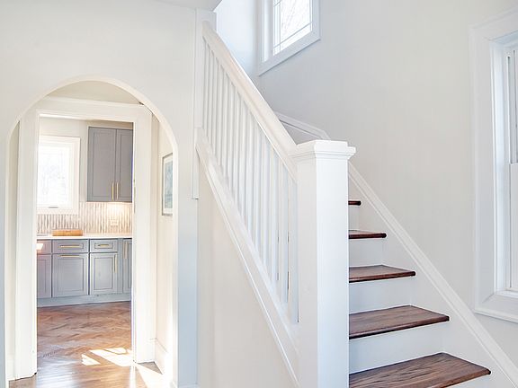 3rd image of 14 Elmwood Ave