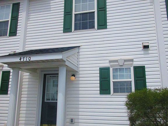 2nd image of 4710 Parrau Dr