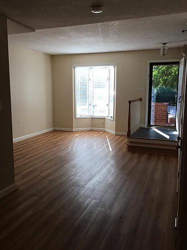100 Wafco Ln #C Photo 1