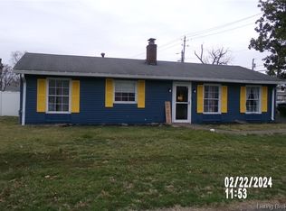 1102 Birchwood Dr, Jeffersonville, IN 47130