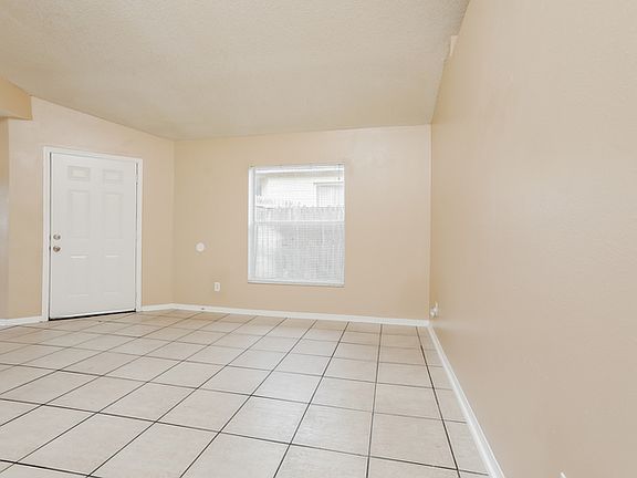 2nd image of 5640 Silver Spruce Dr