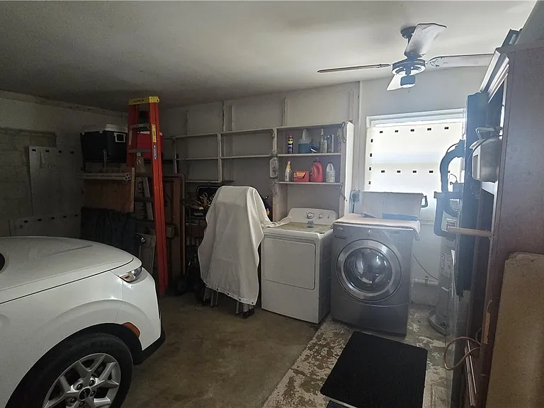 18079 Constitution Cir — Photo 22