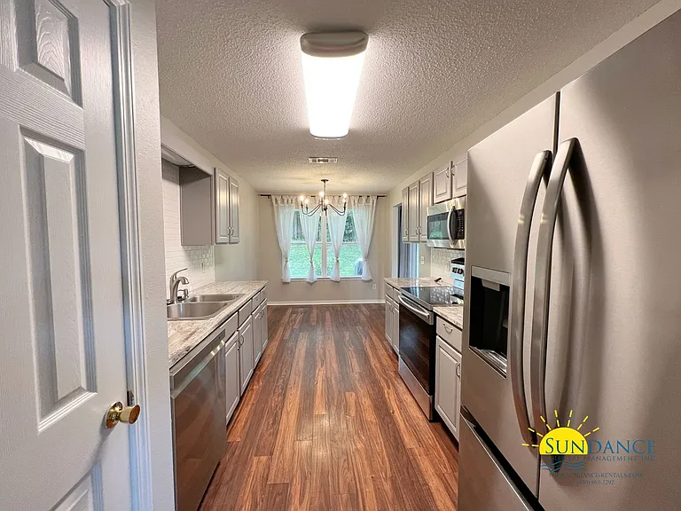 1252 Northview Dr — Photo 6