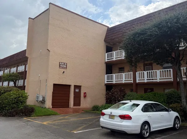 9350 Sunrise Lakes Blvd APT 201, Sunrise, FL 33322