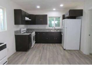 337 W 8th St, San Pedro, CA 90731
