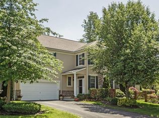 33 Wyckoff Way, Chester, NJ 07930