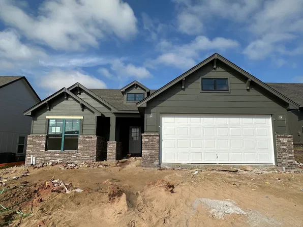 8942 N 73rd East Pl, Owasso, OK 74055