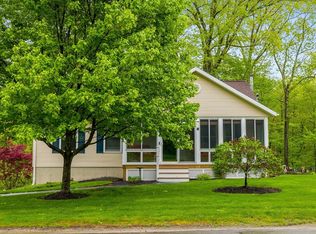 195 Rochdale St, Auburn, MA 01501