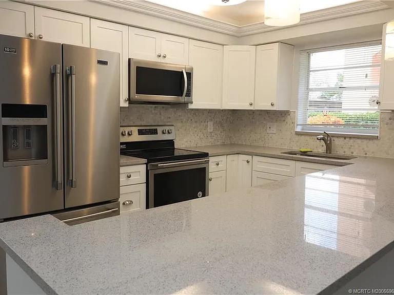 2950 SE Ocean Blvd #112101 — Photo 9