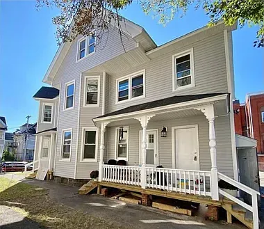 3 bed, $2,000 — Photo 2