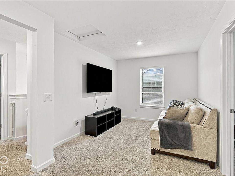 Photo 11 of 6798 W Buck Stone Dr, McCordsville, IN 46055