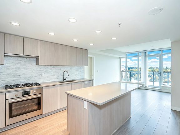 3rd image of 1182 Westwood St #1904