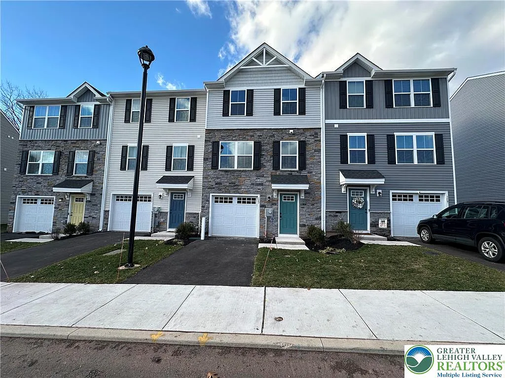 Building Photo - 157 Van Fleet Cir