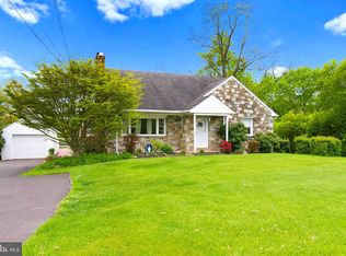 2315 N Broad St, Colmar, PA 18915