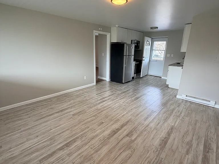 129 Cosey Beach Ave #B2 — Photo 1