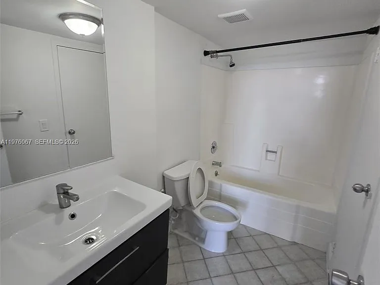 13499 Biscayne Blvd #1505 — Photo 9