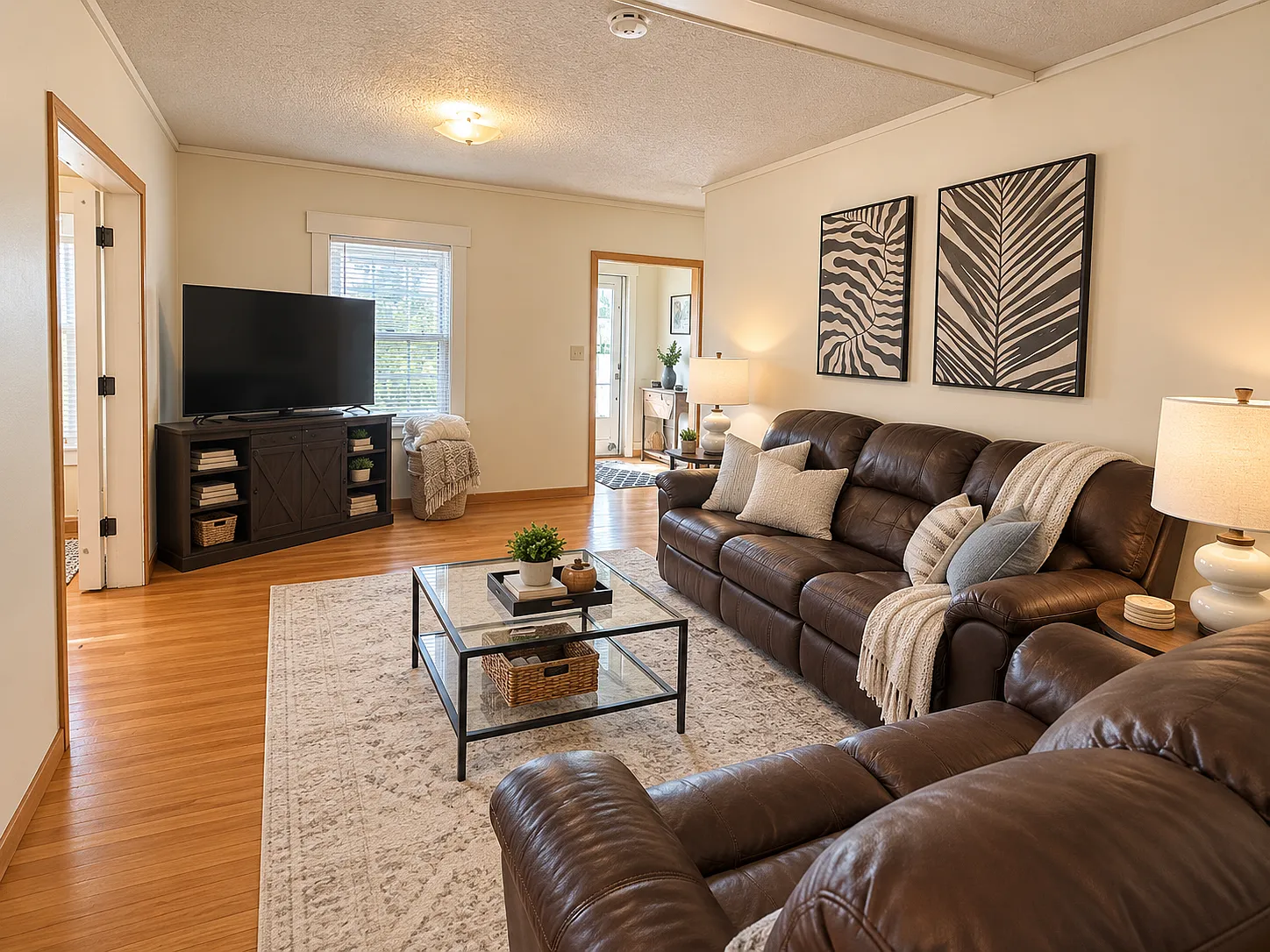 3 bed, 1590 sqft, $1,350 — Photo 4