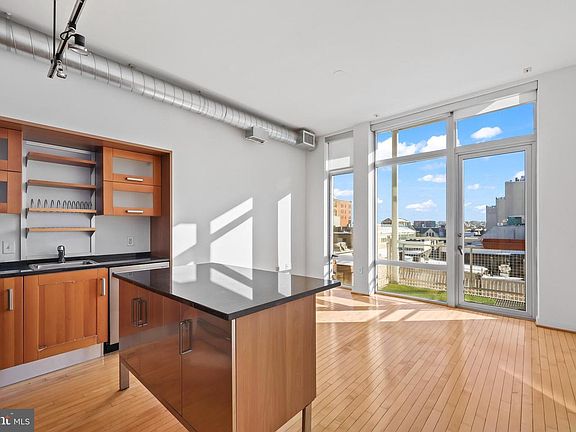 5th image of 1390 V St NW APT 307
