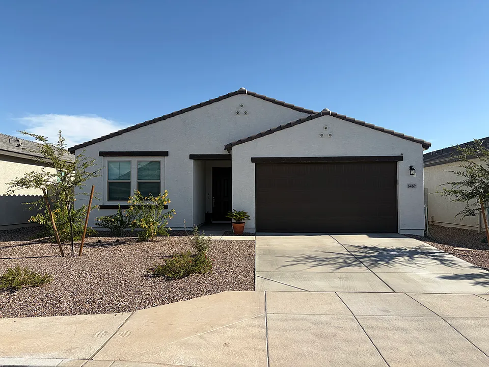 6469 E Fiddleneck Way