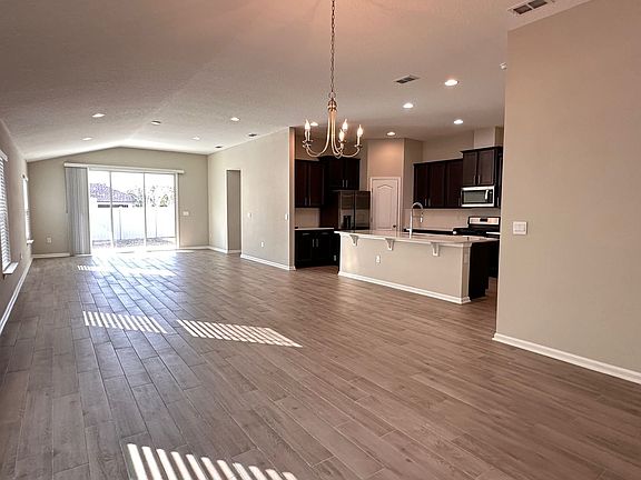 4th image of 82937 Thompson Ln