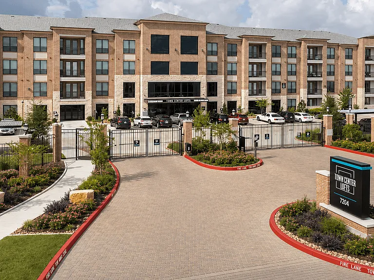 Town Center Lofts — Photo 27