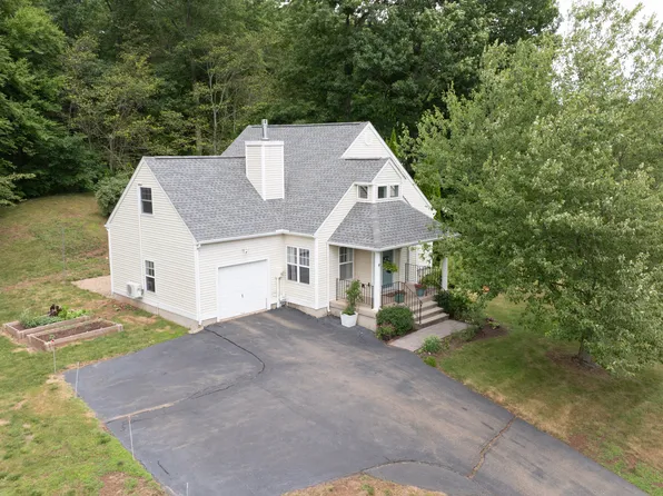 26 Timberwood Trail, Hamden, CT 06514