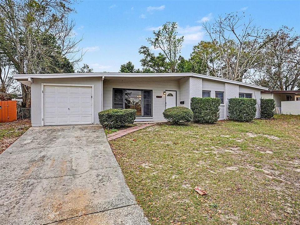 1st image of 5216 VAN AKEN DRIVE