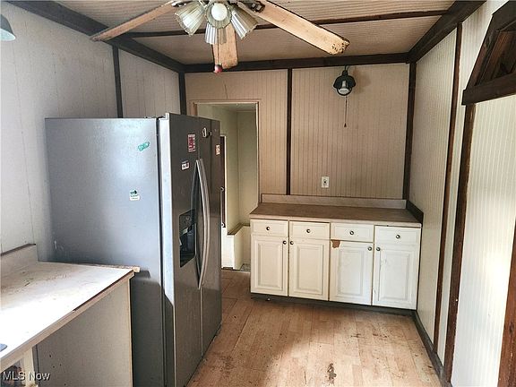 5th image of 225 Forest Hill Dr