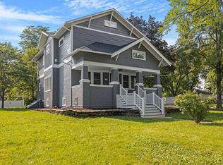 4800 Pershing Ave, Downers Grove, IL 60515