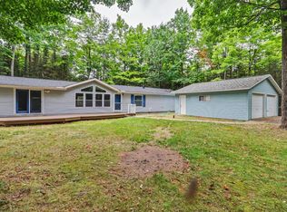 1669 Apache Trl, Saint Germain, WI 54558