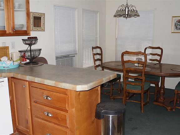 5th image of 687-288 Hazel Way