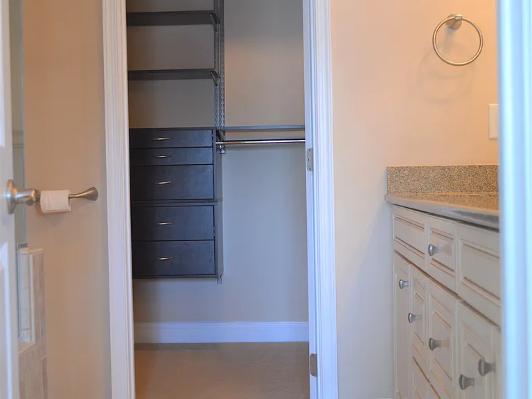 10410 Sablewood Dr #102 — Photo 21