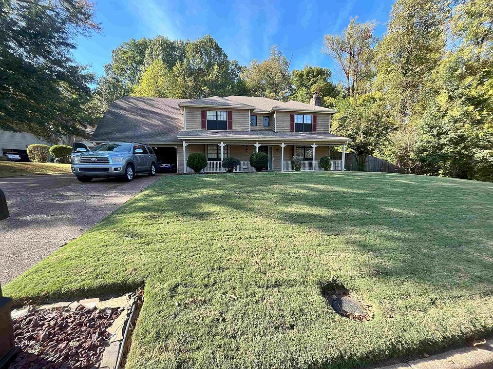 1st image of 4055 N Lake Forest Dr