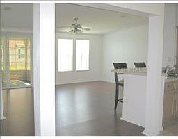 3rd image of 4113 Myrtle Oak Ct
