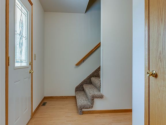 2nd image of 54901 Dawn Dr