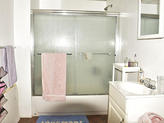 5th image of 221 Atwood Street Npittsburgh Pa #15213