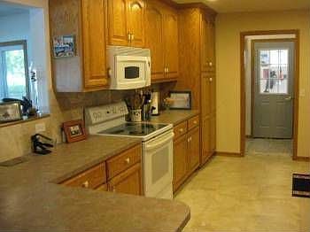 4th image of 17116 Chalet Dr