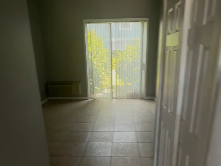 4457B Saint Georges Ct — Photo 3