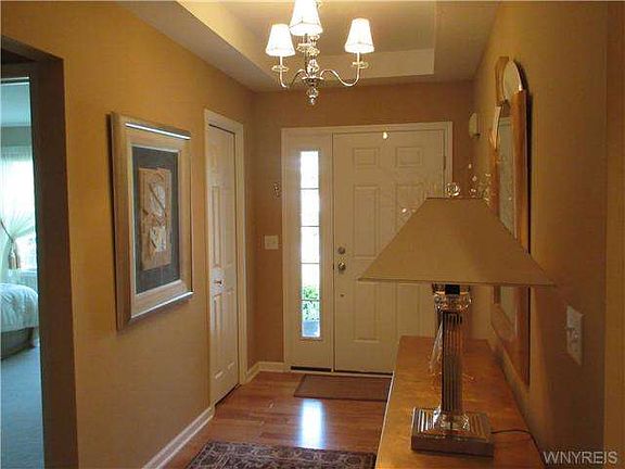 3rd image of 4172 Tisbury Ln